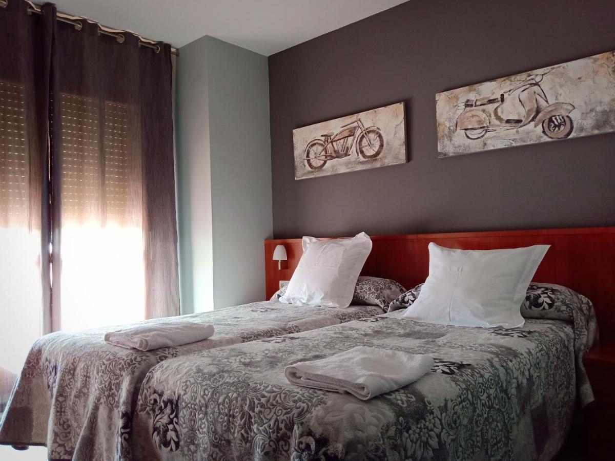 Hostal Casa Barranco Castejon del Puente ภายนอก รูปภาพ